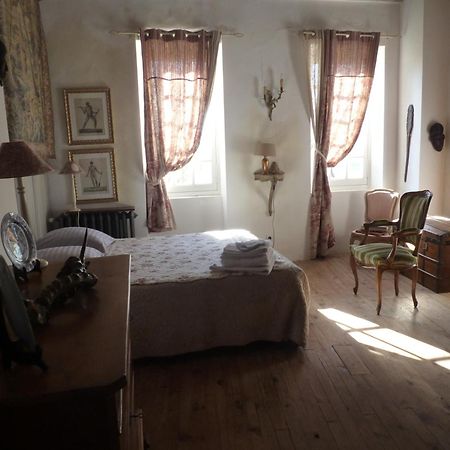 Manoir De La Chapelle Bed & Breakfast Condé-sur-Sarthe Room photo