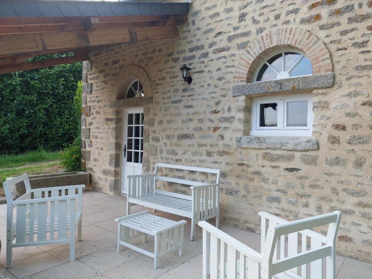Manoir De La Chapelle Bed & Breakfast Condé-sur-Sarthe Exterior photo